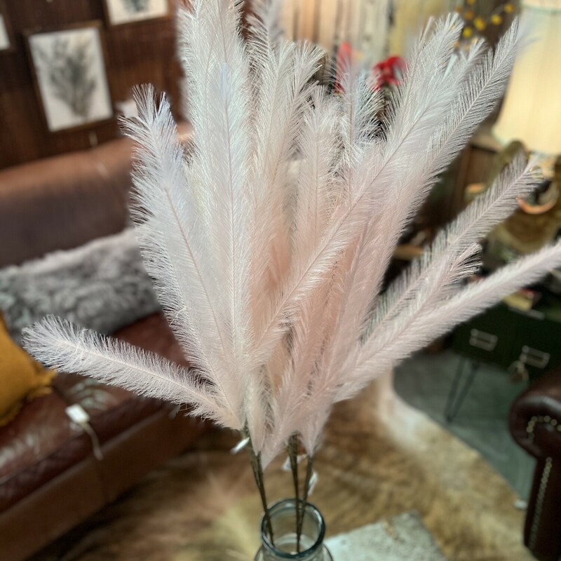 These gorgeous pink colored pampas stems are perfect for weddings, parties, or even photography! The pastel tone is such a unique pampas color that makes these florals a beautiful touch to any decor! Each stem measures 55 inches long.