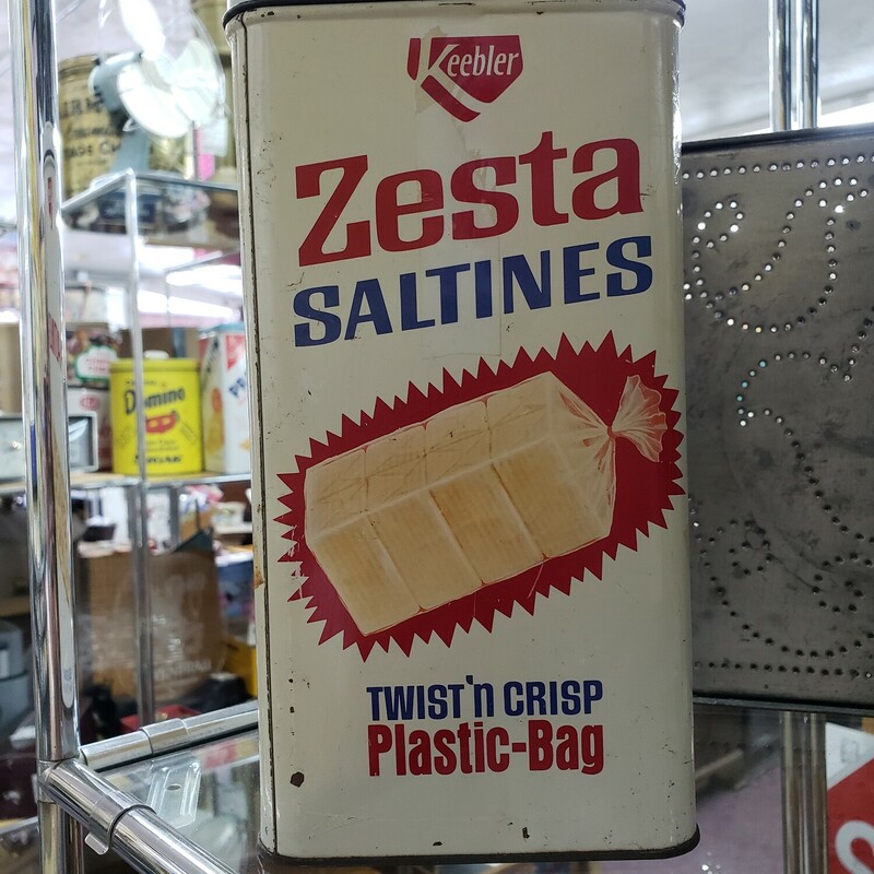 Saltine Crackers, R W B, Size: 1969