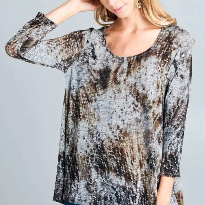 Shimmer Metallic
Round Neck
Tunic Top
With 3/4 Sleeves
Brown Multi Colored

Made in United States