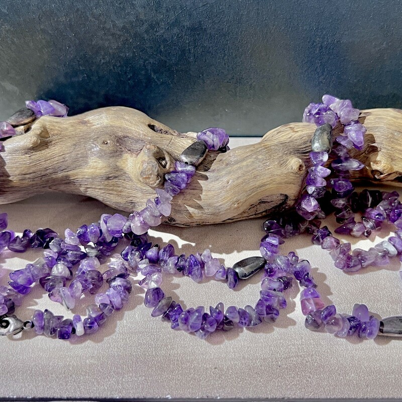 Amethyst chips necklace