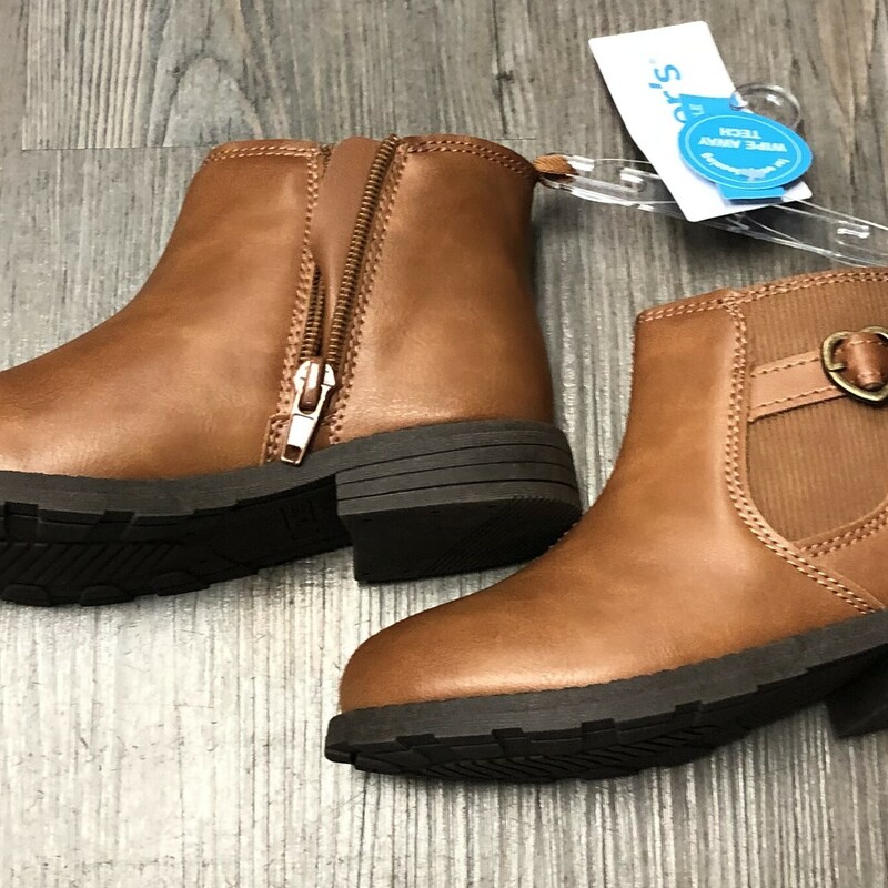 Carters Chelsea Boots, Brown, Size: 11Y
NEW