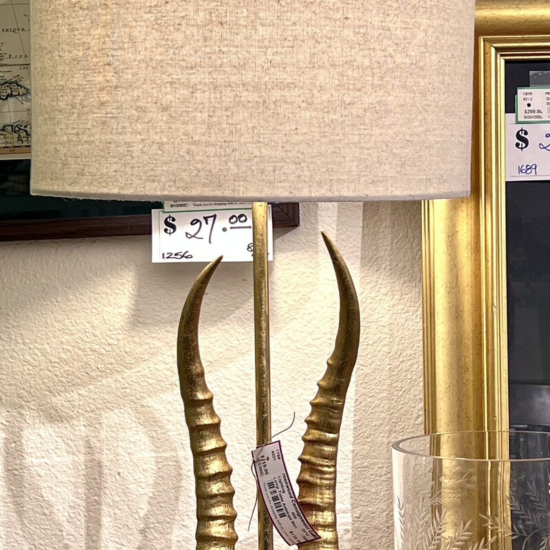 Antelope Horns Table Lamp,
Size: 23\"H