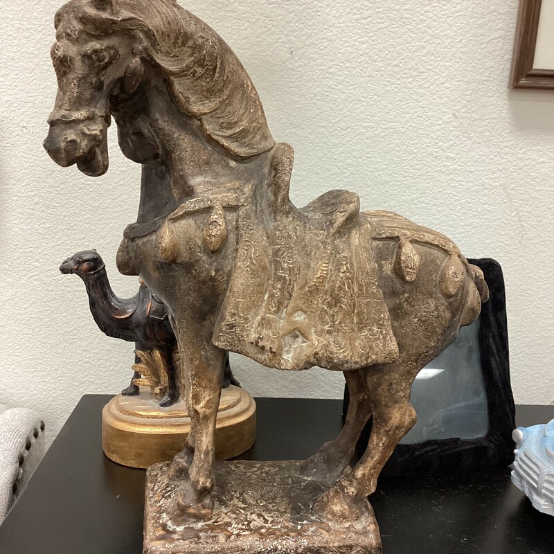Resin Horse Statue, Brown, Heavy
14 In W x 17 In T