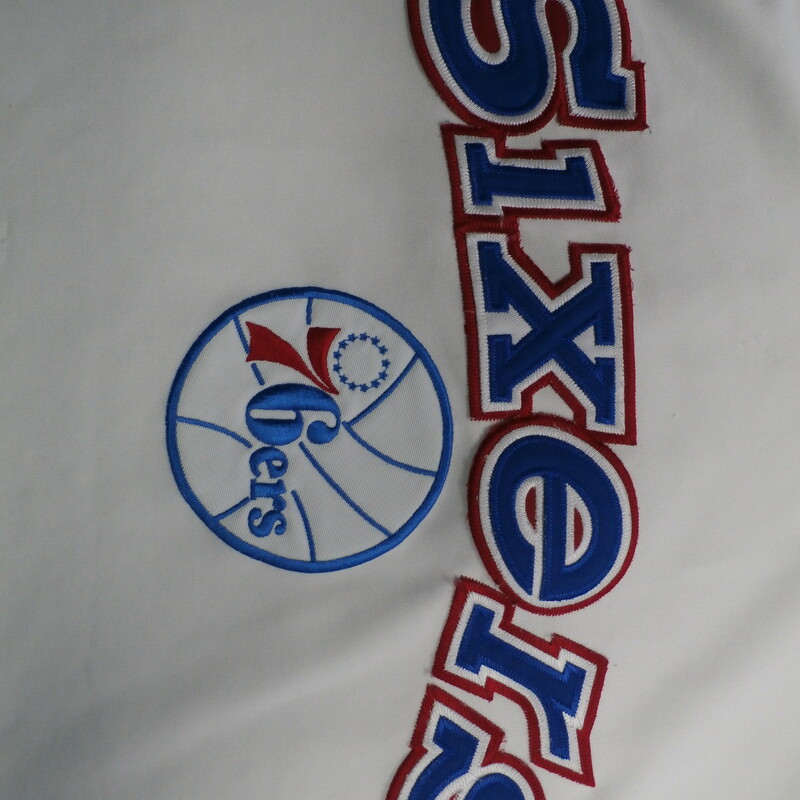 Majestic Hardwood Classics Philadelphia 76ers Jersey white Size XL #35153
Rating:   (see below) 3- Good Condition
Team: Philadelphia 76ers
Player:   Team
Brand: Majestic
Size: Men's XL  (Measured Flat: across chest 23\", length 33\")
Measured flat: armpit to armpit; top of shoulder to the bottom hem
Color:white
Style: embroidered basketball Jersey;
Material:    100% polyester
Condition: - 3- Good Condition -
Item #: 35153
Shipping: FREE