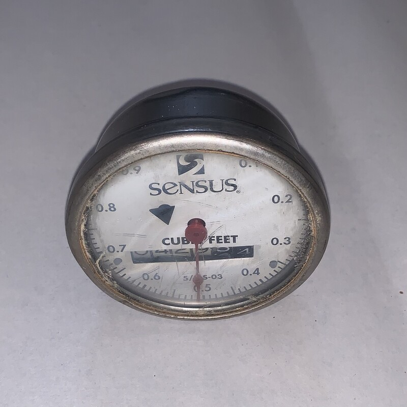 This listing is for one vintage gauge per quantity

Measurements:
3 Inch Diameter