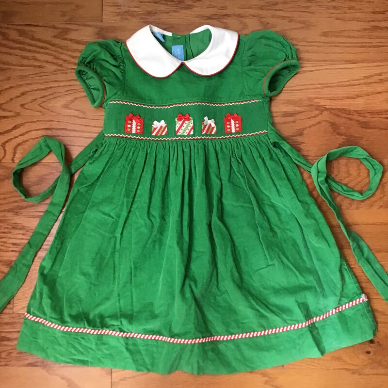 Anavini Dress, Green, Size: 4

ALL ONLINE SALES ARE FINAL.
NO RETURNS
REFUNDS
OR EXCHANGES

PLEASE ALLOW AT LEAST 1 WEEK FOR SHIPMENT. THANK YOU FOR SHOPPING SMALL!