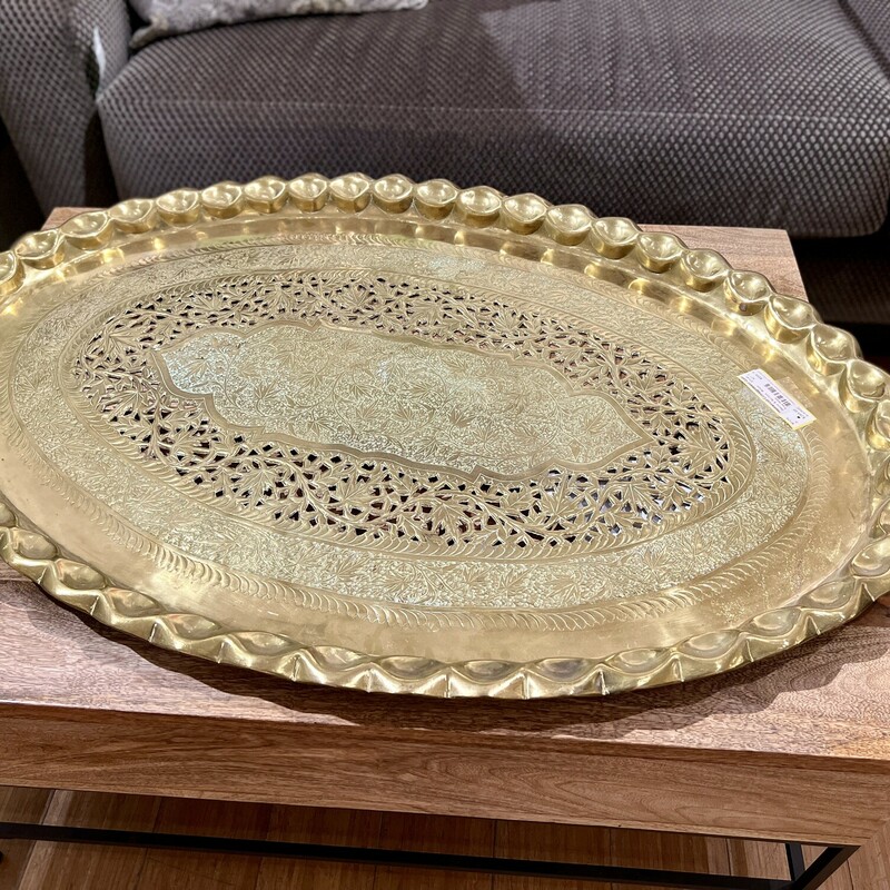 Heavy large brass tray from India,
Size: 27x40