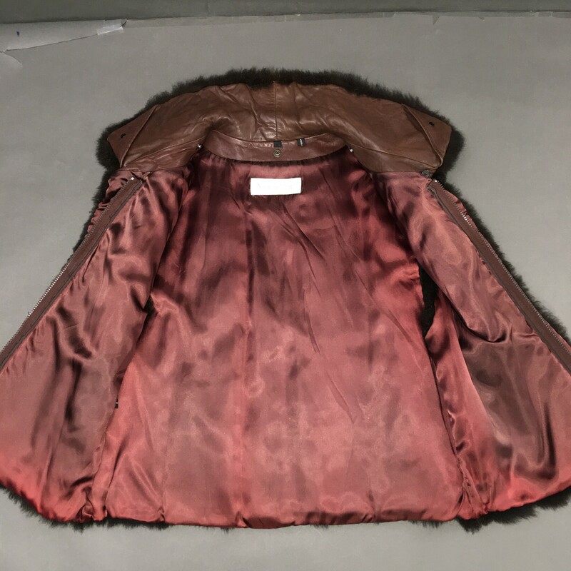 Andrew Marc NZ opossum, Brown, Size: 10
 New Zealand Brown Opossum Fur, Leather Collar, hidden side slant pockets, zipper closure. Women's Vest Size M
2lbs 3.8 oz