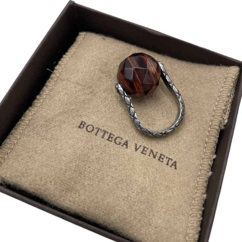 Bottega Veneta Ring<br />
Color: Brown, Silver<br />
Size: 3