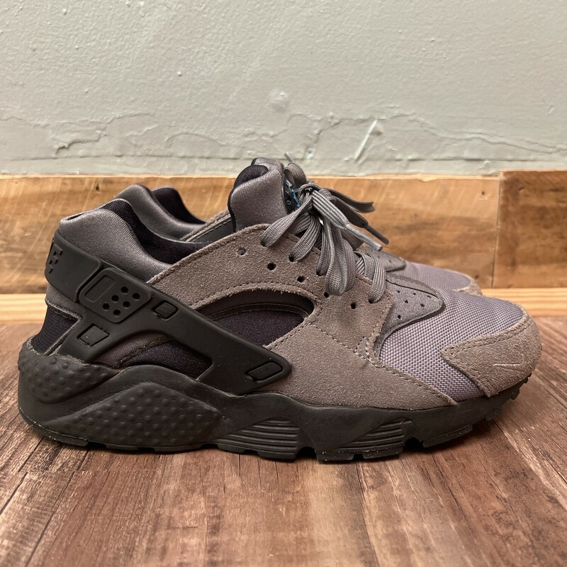 Nike Huarache, Gray, Size: Shoes 5