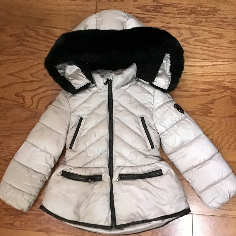 Mayoral Coat, Silver, Size: 4

AS IS due to general wear by a small child but still in overall good used condition

AS IS

AS IS

ALL ONLINE SALES ARE FINAL.
NO RETURNS
REFUNDS
OR EXCHANGES

PLEASE ALLOW AT LEAST 1 WEEK FOR SHIPMENT. THANK YOU FOR SHOPPING SMALL!