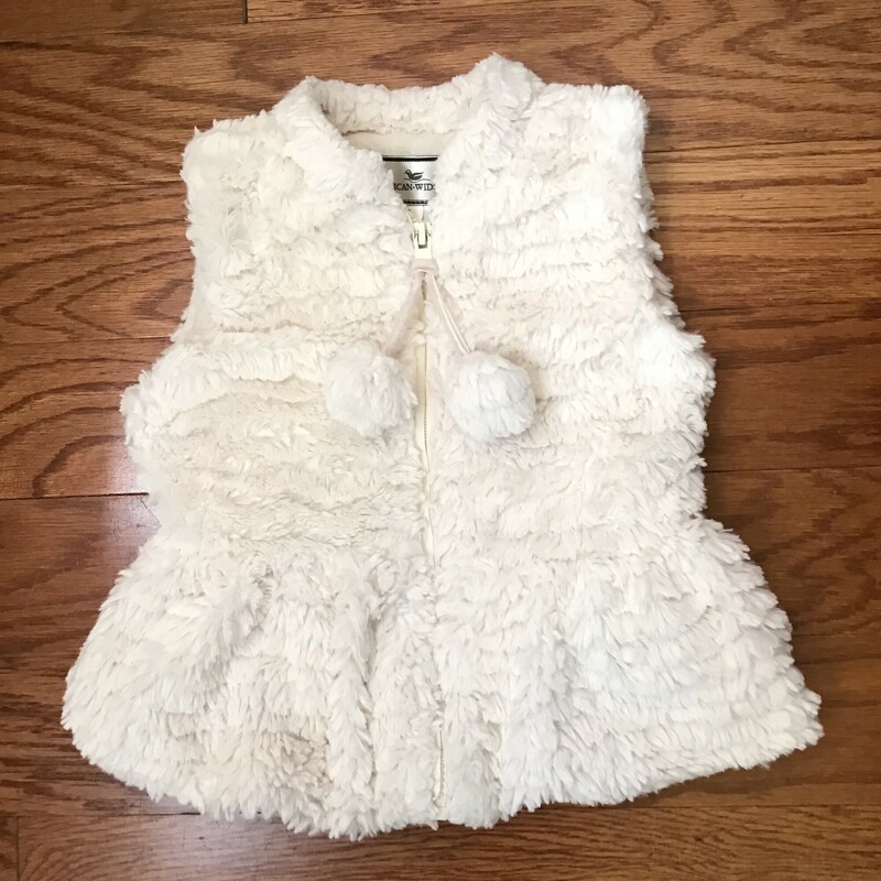 Widgeon Fur Vest, Ivory, Size: 4

ALL ONLINE SALES ARE FINAL.
NO RETURNS
REFUNDS
OR EXCHANGES

PLEASE ALLOW AT LEAST 1 WEEK FOR SHIPMENT. THANK YOU FOR SHOPPING SMALL!