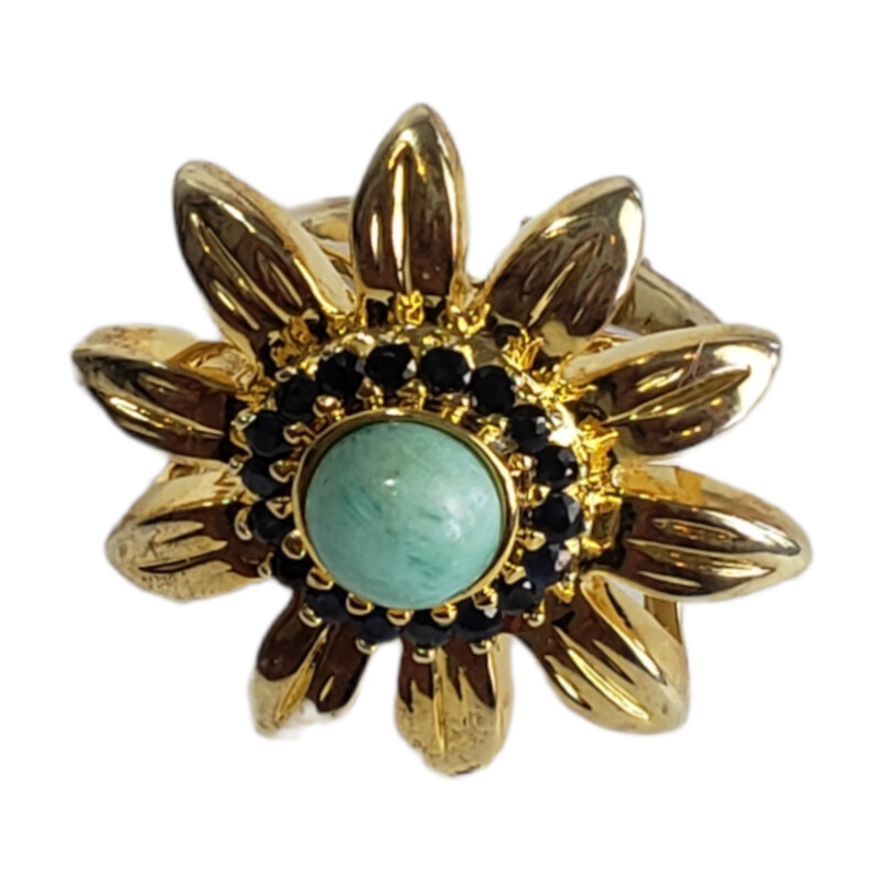 NEW  Saphire Amazonite Ring<br />
<br />
 925<br />
<br />
 Size: unknown<br />
<br />
Color: Gold
