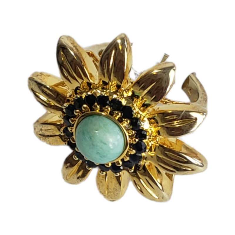 NEW  Saphire Amazonite Ring

 925

 Size: unknown

Color: Gold
