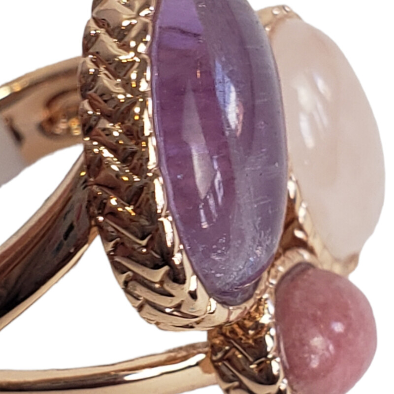 NEW 3 Stone Rhodite Opal Ring<br />
<br />
 Gold (Bronze Rhodonite and Pink Opal)<br />
<br />
Size: Ring