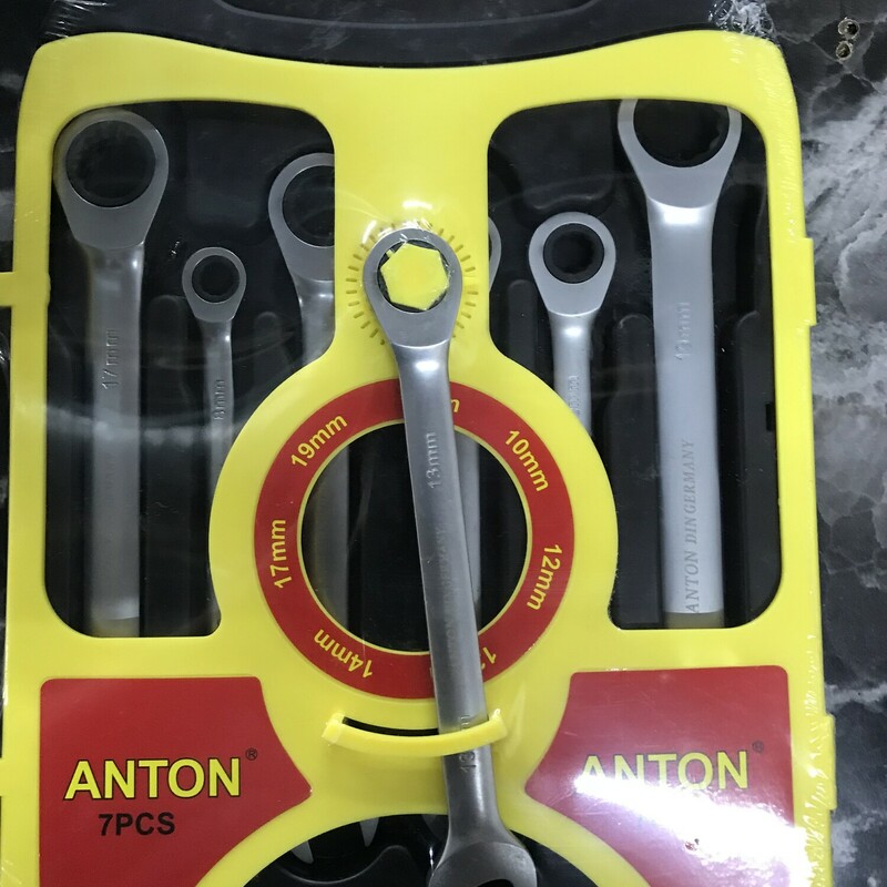 Ratcheting Wrench Set, Anton, 7pc
Metric 8mm,10mm,12mm,13mm,14mm,17mm,19mm