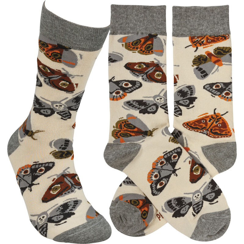 Socks Moth, SKU: 109306<br />
<br />
These colorful socks feature woven Halloween moth designs. Cotton, nylon, spandex. One size fits most.<br />
<br />
DETAILS<br />
Dimensions: One Size Fits Most<br />
Material: Cotton, Nylon, Spandex<br />
UPC: 190134093068<br />
Artist: Cathy Heck Studios