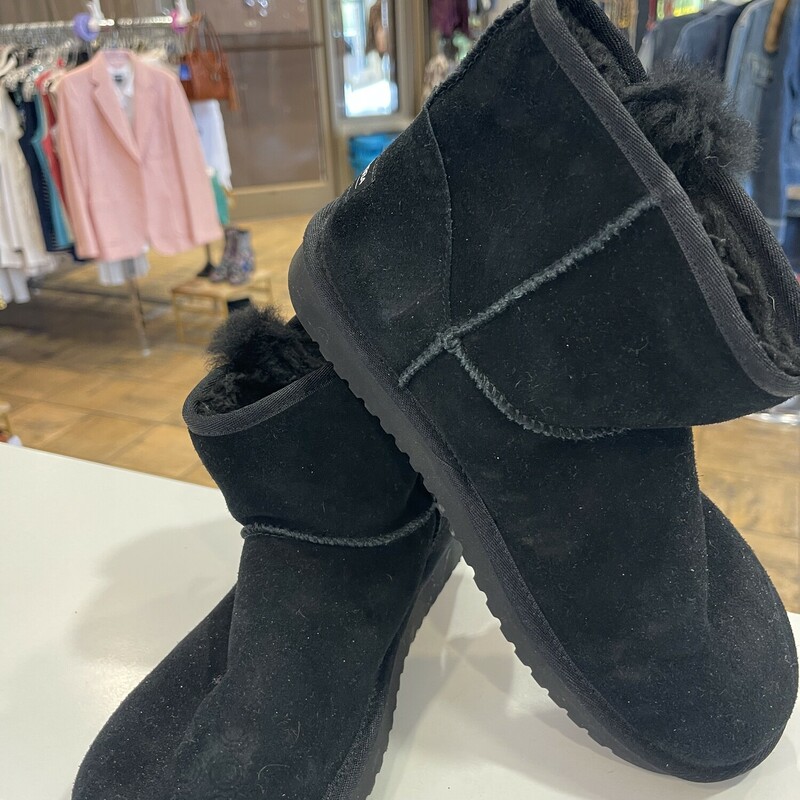 Ugg Boots, Black, Size: 8