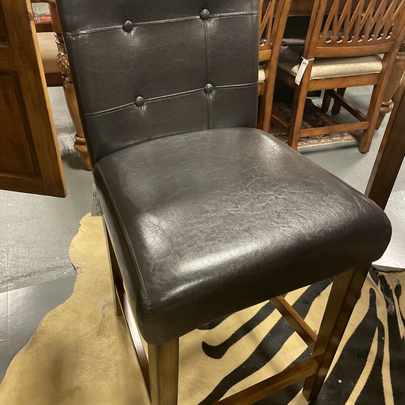 Leatherette Chair