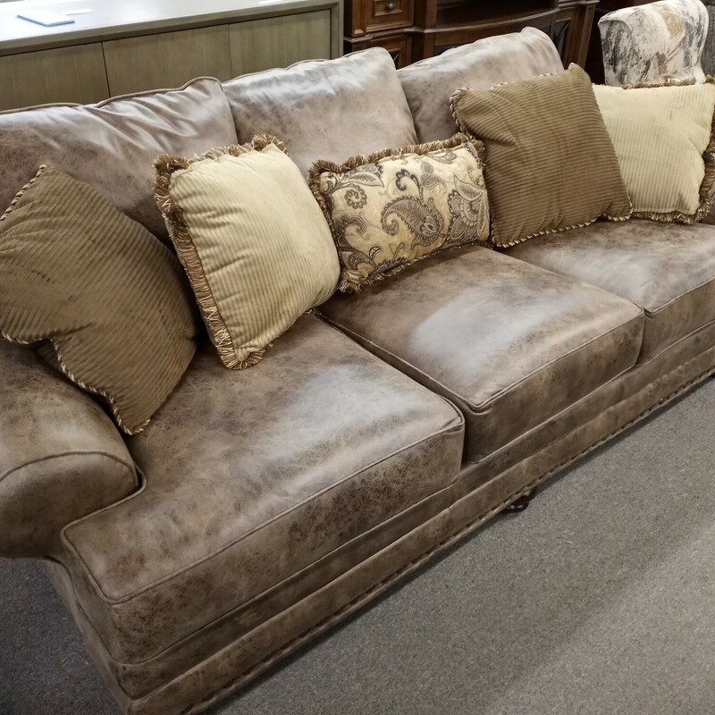 Franklin Brown Sofa 1K Retail p-lus
Do your own research!!
 Franklin Sofa in Dark Brown by Furniture of America