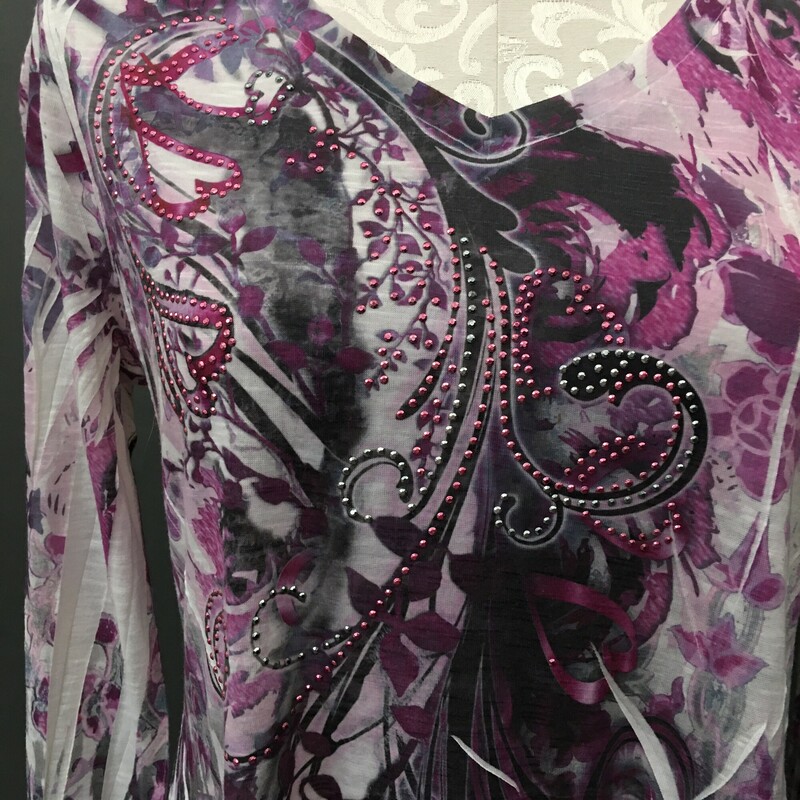 Style & Co Droptail Floral, Pattern, Size: M<br />
Purple and grey floral pattern withmagenta and silver sequin stud pattern on front.  Print design on fabric leaves white areas. Shirt is 100% polyester and longer in back.<br />
6.4 oz