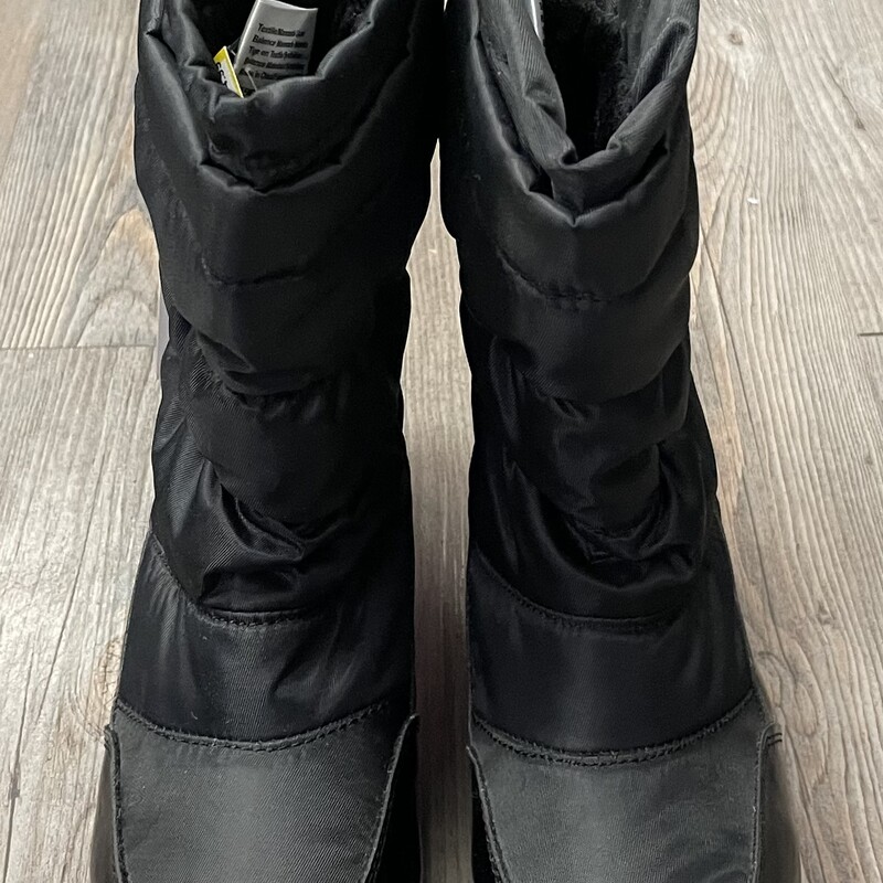 Cougar Winter Boots, Black, Size: 11Y<br />
NEW With Tag