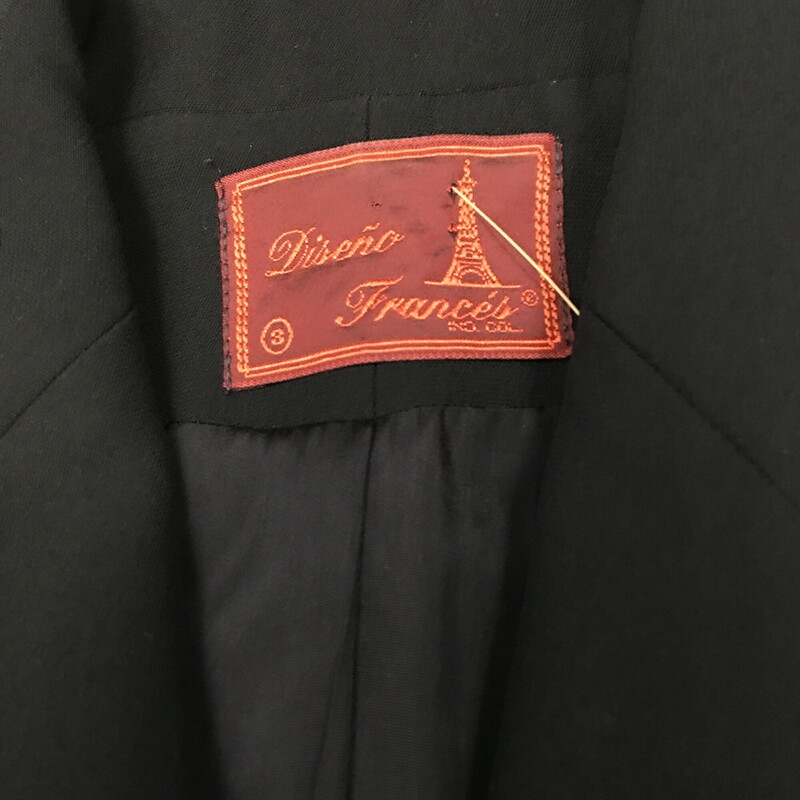 Deseno Frances, Black, Size: Small<br />
Made in COlumbia, polyester blend 4 button single breasted blazer, very nice cut - please see photos for measurements - probbaly a size 2-3 US<br />
1 lb 4.6 oz