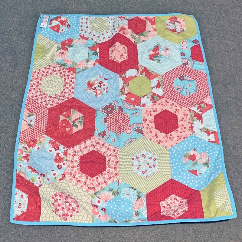 Small Quilted Table Cover