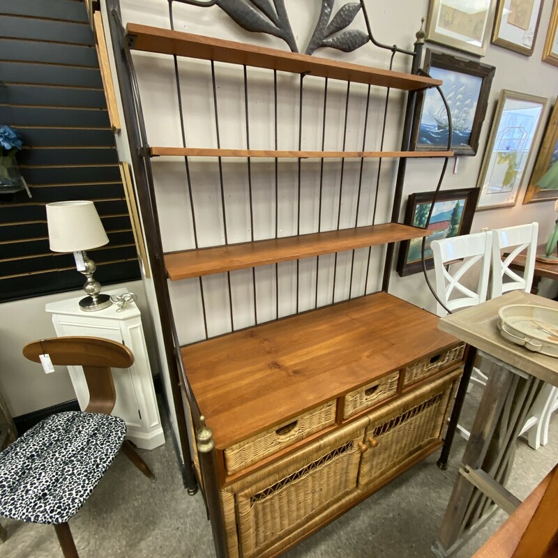 Bakers Rack With Backets Heirloom Consignment
