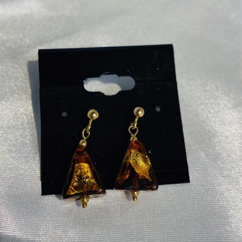 14k Italy Murano Dangle Earrings
Amber Gold Size: Small