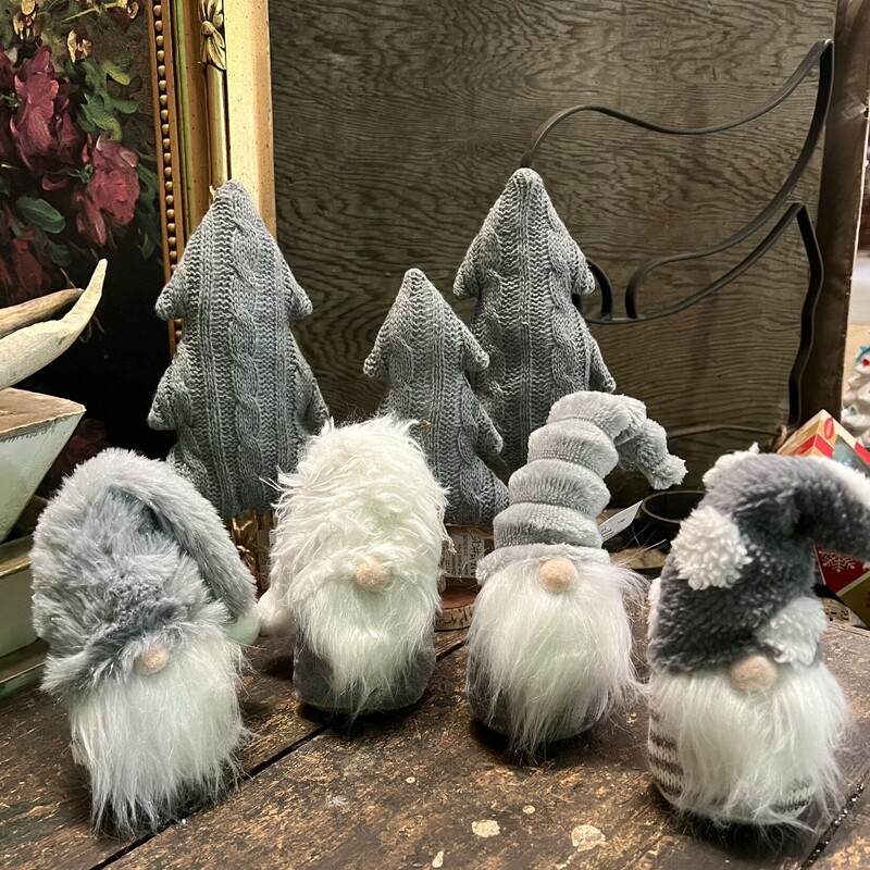 These sweet little gnomes are fun to hang on your tree or just sitting among your holiday decor. They measure 8 or 10 nches tall with their hats extended.
They make a great stocking stuffer