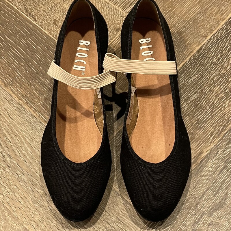 Bloch Character Shoes