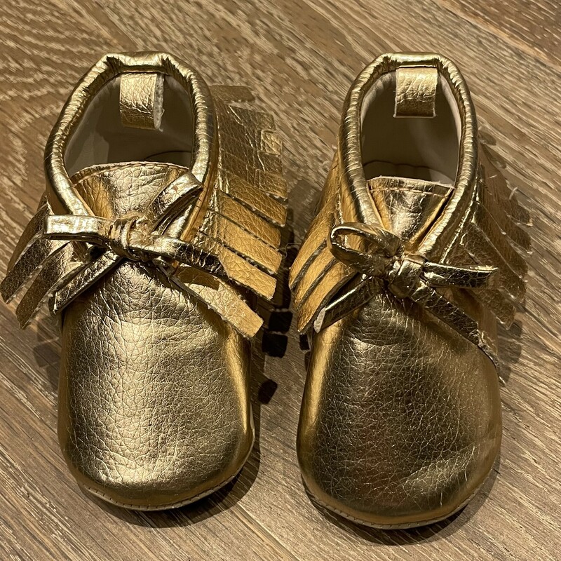 Old Navy Shoes, Gold, Size: 3-6M