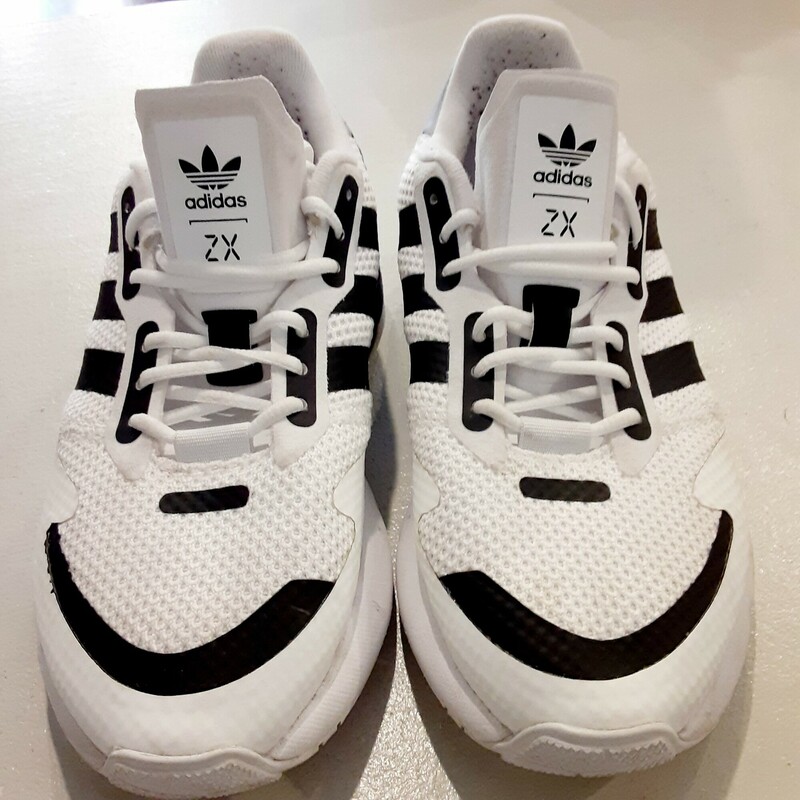 *Adidas Boost Sneakers, Size: 4.5 Youth