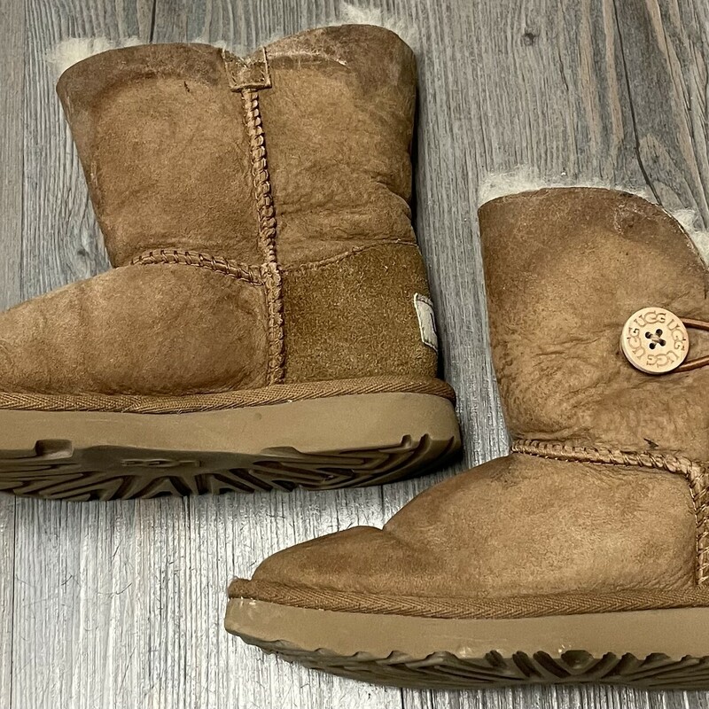 Ugg Winter Boots, Brown, Size: 12Y