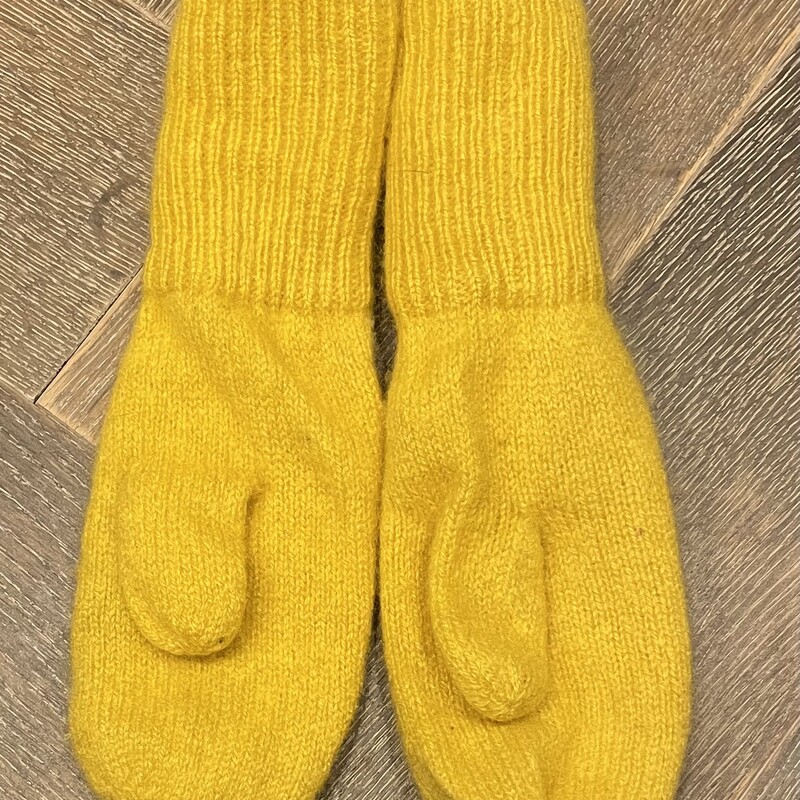 COS Cashmere Mitts