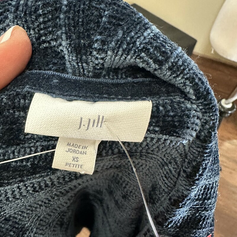 NWT J.Jill Velour Sweater, Navy, Size: XS Petite.  Soft cowl neck sweater at a low price.  Originally $69.00 now for the low price of $37.99.  What a steal!