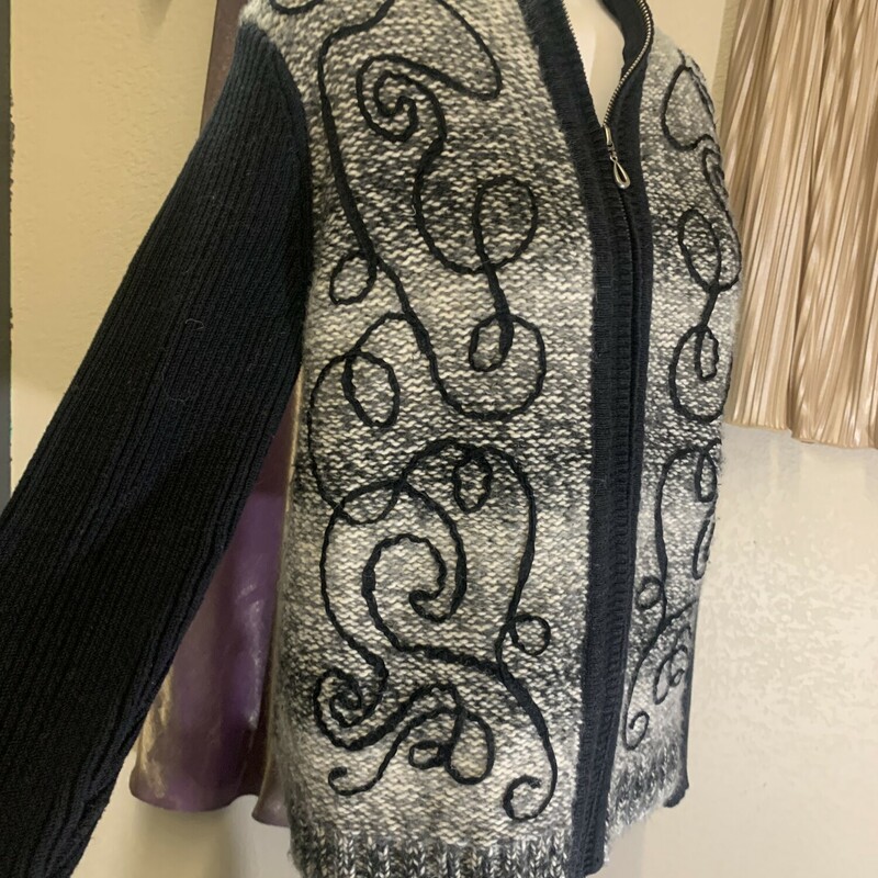 Breckenridge Zipup Sweater with black and gray in color with black ribbon detailing. what a find at $27.99!Size: Medium
