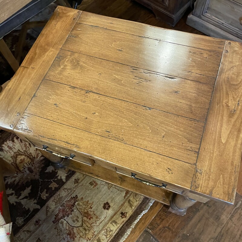 Distressed 2 - Drawer Side Table


Size: 20W X 24H X 28L