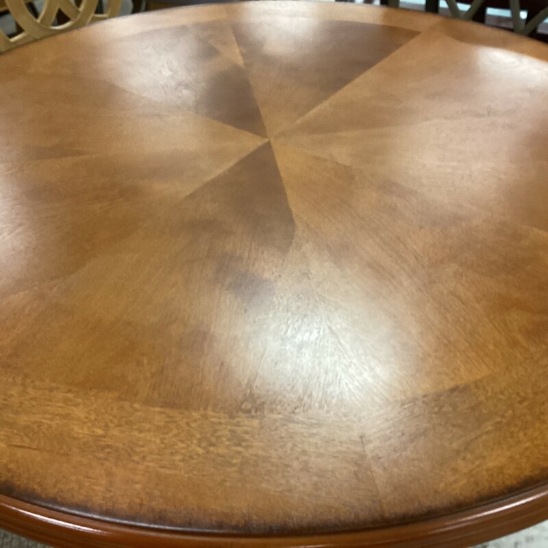 Pub Table+4 Stools, Wood, Tan<br />
36in wide x 40in tall