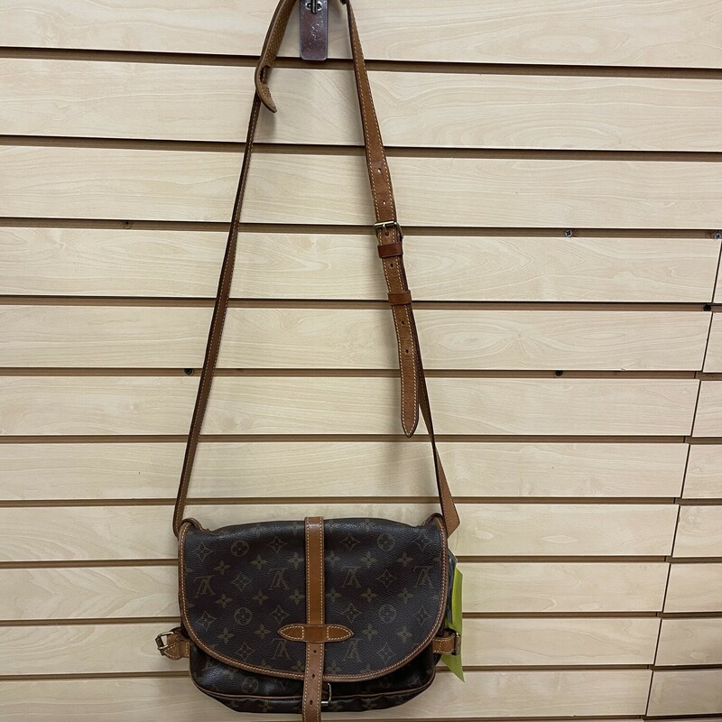 Sale!! was $599.99 NOW $479.99

LV Saumur 35, Brown, Size: As Is.  Louis Vuitton Messenger Bag, LV Monogram, Brass Hardware With Some Discoloration On The Buckles , Leather Trim, Single Adjustable Shoulder Strap Leather Trim Embellishment, Discoloration And Cracking On The Straps And The Trim Around The Opening Of The Purse Also On The Leather Logo Plate, Canvas Lining With Some Discoloration Under The Flaps Right Behind The Buckles, Three Interior Pockets, Buckle Closures at Front & Back.

Details Shoulder Strap Drop Max: 21 inches,
Shoulder Strap Drop Min: 17.5 inches, Height: 12 inches, Width: 13, inches, Depth: 4 inches.

*Additional shipping and insurance rates will apply. A separate invoice will be sent due to the value of this item.