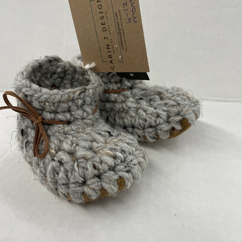 Cabin 7 Designs, Size: 6-12m, Item: Slippers