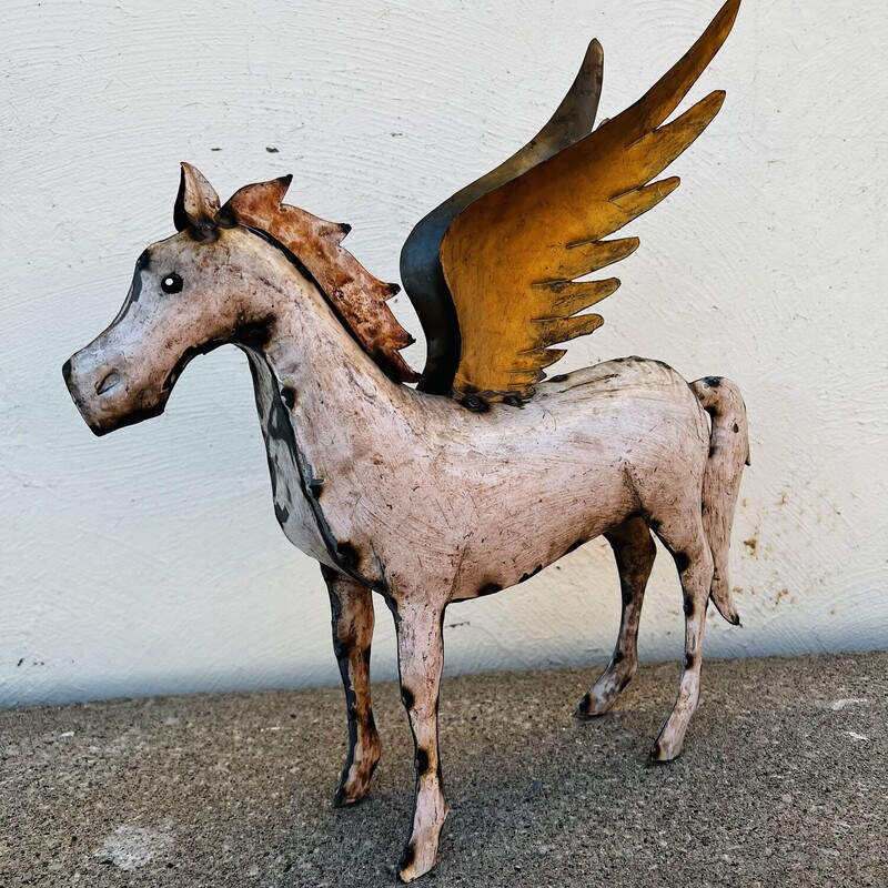 Pegasus Metal Statue