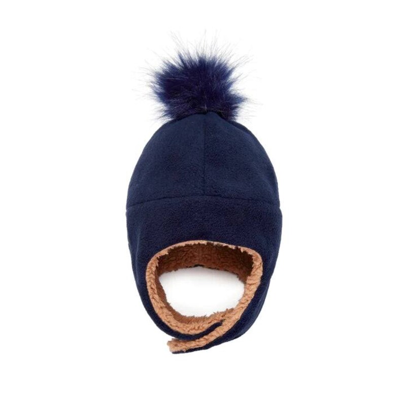 STONZ Fleece Hat, Navy/Nougat, Size: 0-6M

Keep your little explorer protected while out and about, with the coziest fleece hat! Made with anti-pill fleece, our Fleece Hat is a must-have addition to your child’s wardrobe. Whether they’re out on the stroller, hiking in the mountains or just playing in the park, they’ll stay warm and covered all day long.

With ear covering and super-soft fabric, this winter favourite will stay on any size head with velcro closure under the chin! Now they can explore the outdoors and you’ll know they’re safe out there.


No more lost hats!: Thanks to the soft velcro closure under the chin, this hat easily secures to their head and they won’t notice it even after hours of outdoor play.Double warmth & full coverage: Cozy anti-pill fleece on the outside, fuzzy sherpa on the inside and their ears stay covered the whole time! Your little one will stay protected even in the harshest wintersStylish and modern: who said comfort had to be boring? This winter hat features a cute pompom to keep your little adventurer stylish and protected at the same time.Machine washable: Got a little dirty after a fun snowy playdate? No worries, just put it in the wash and they’ll be ready to go in no time. As good as new, season after season!