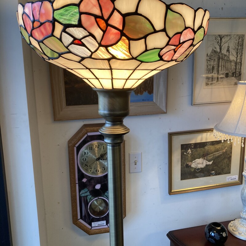 Tiffany Style Floor Lamp Perfect Piece Furniture Consignment