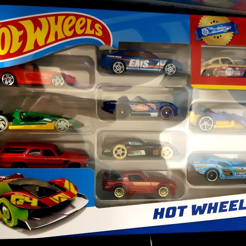 10 Hot Wheel Cars, 3+, Size: Vehicles