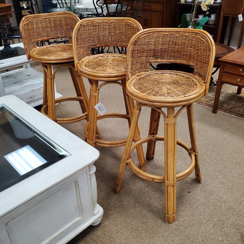 Vintage Rattan Swivel Sto Savannah Furniture Consignment