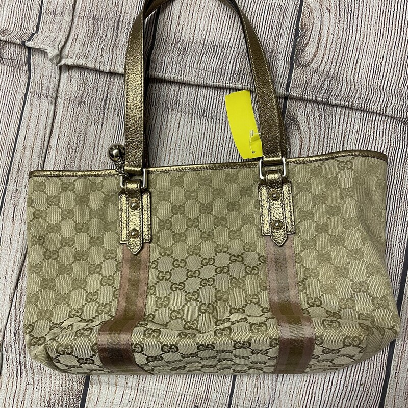 Gucci Jolicoeur Tote, GG Beige Gold Pink<br />
<br />
Canvas material with leather handles.  Good pre loved condition, minor wear/spots see pics for more details.<br />
<br />
W 10.2 x H 8.7 x D 5.5<br />
<br />
shipping may have addtional charge for insurance.