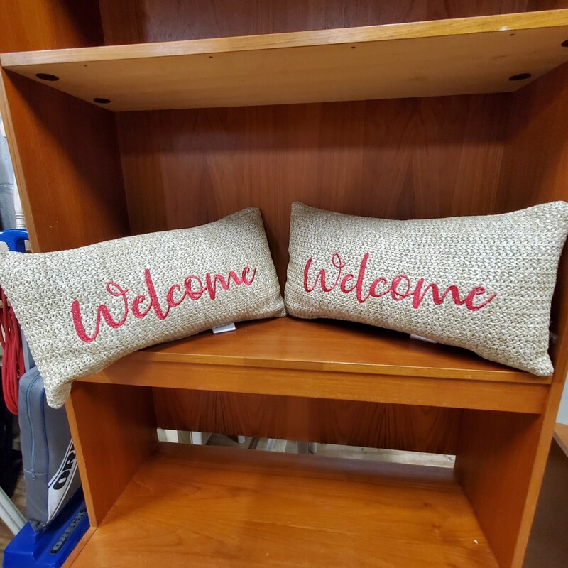 Pair Woven Welcome
