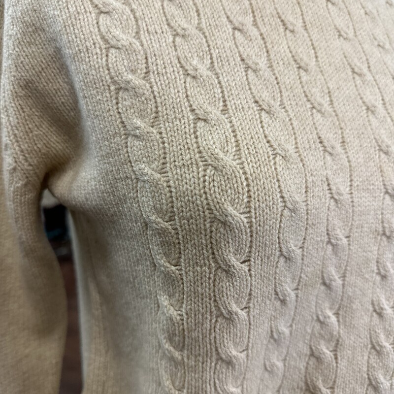 VINTAGE Jaeger Camelhair,Lambswool and Cashmere Blend Cableknit  Turtleneck Sweater . cream in color . $21.99